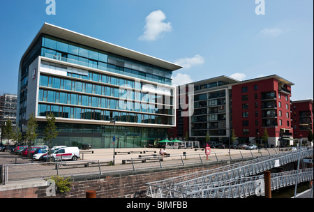 Gebäude am Platz Zentralen Platz, Gutleutviertel Bezirk, Westhafen, Frankfurt am Main, Hessen, Deutschland, Europa Stockfoto