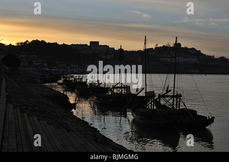 Alimento Bier Cidade Kerne Feriado Férias mar Navio País Fotografen Ponte Hafen Porto Portugal Promenaden Remo Stockfoto