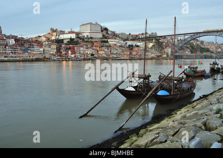 Alimento Bier Cidade Kerne Feriado Férias mar Navio País Fotografen Ponte Hafen Porto Portugal Promenaden Remo Stockfoto