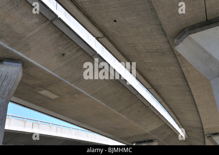 Betonbrücke, Ulm, Baden-Württemberg, Deutschland, Europa Stockfoto