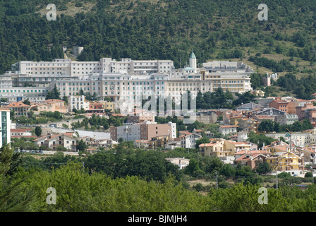 Italien, Apulien, Wallhahrtsort San Giovanni Rotondo | Italien, Apulien, San Giovanni Rotondo Stockfoto