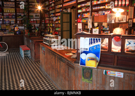 Alten Gemischtwarenladen und Bar ("Pulperia") "Los Principios". San Antonio de Areco, Buenos Aires, Argentinien Stockfoto