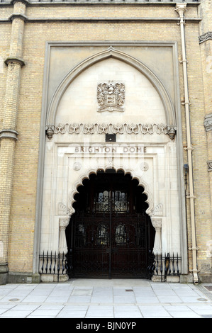 Eingang zum Brighton Dome Musik und Veranstaltungszentrum in der Innenstadt UK Stockfoto