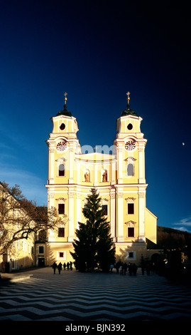 Stiftskirche Kirche am Mondsee, Salzkammergut, Österreich Stockfoto