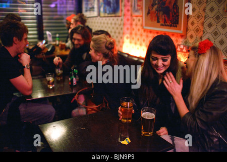 Party im Club Dalston Superstore in Dalston in Hackey, London. Stockfoto