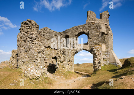 Pennard Burgruine mit Blick auf drei Klippen Bucht The Gower Halbinsel South Wales UK Stockfoto