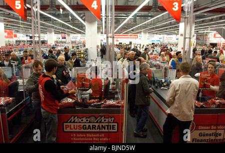 Eröffnung des Media Markts in ein neues Einkaufszentrum, Berlin, Deutschland Stockfoto