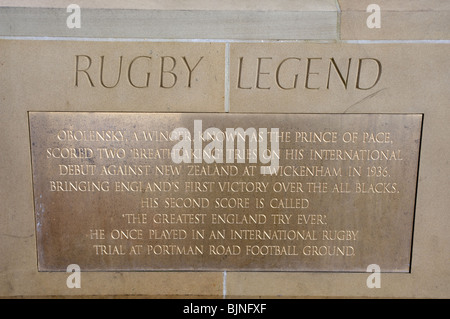 Informationen über die Statue von Obo Obolensky, A russische englische Rugby Union Legende geboren Stockfoto