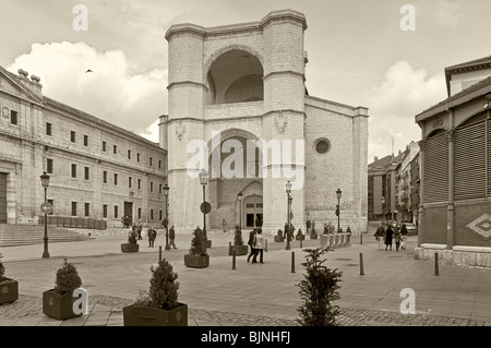 Klosterkirche San Benito el Real, Benediktinerorden, gotischen Stil in der Stadt Valladolid, Kastilien und Leon, Spanien Stockfoto