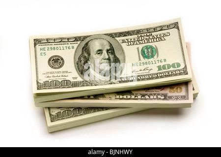 Stapel von amerikanischen Geld auf weißem Hintergrund Stockfoto