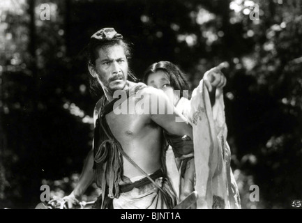 RASHOMON (1950) IN DEN WALD (ALT) AKIRA KUROSAWA (DIR) RAON 002 Stockfoto