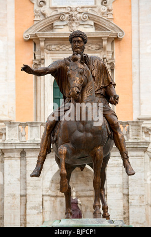 Rom, Piazza del Campidoglio (kapitolinische Platz), Reiterstatue des Marcus Aurelius Stockfoto