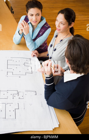 Geschäftsleute arbeiten Stockfoto