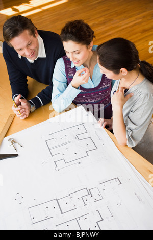 Geschäftsleute arbeiten Stockfoto