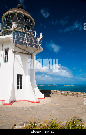 Leuchtturm über Meer, Cape Reinga, Neuseeland Stockfoto