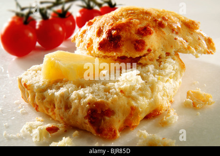 Traditionelle britische herzhaften Käse scone Stockfoto