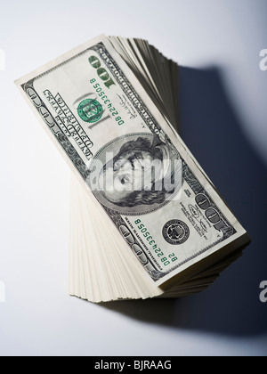 Stapel von hundert-Dollar-Scheine Stockfoto