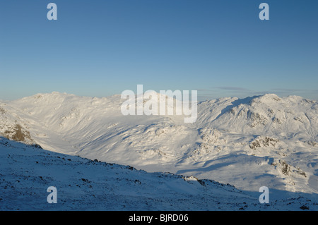 ESK Pike, Nordwestgrat und Crinkle Crags von leichten Seite im englischen Lake District National Park Stockfoto