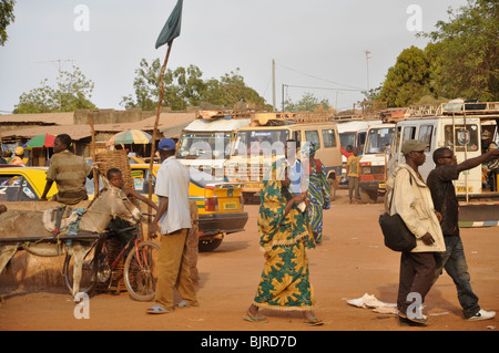 Das Leben auf der Straße in serrekunda Gambia Stockfoto