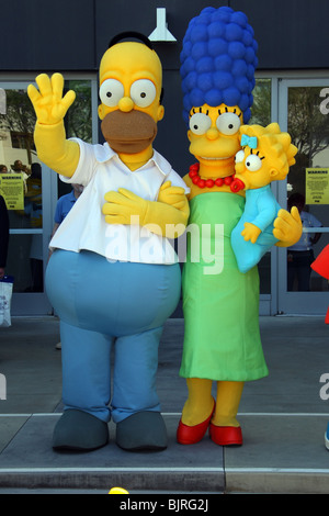 HOMER SIMPSON MARGE SIMPSON MAGGIE SIMPSON TAG ERSTAUSGABE VON DIE SIMPSONS STEMPELT UNS POSTAL SERVICE CENTURY CITY LOS ANGELES Stockfoto