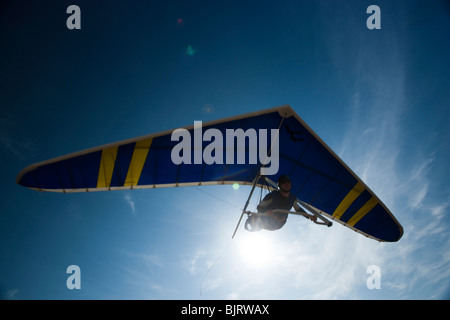 USA, Utah, Lehi, Mann, Drachenfliegen Stockfoto