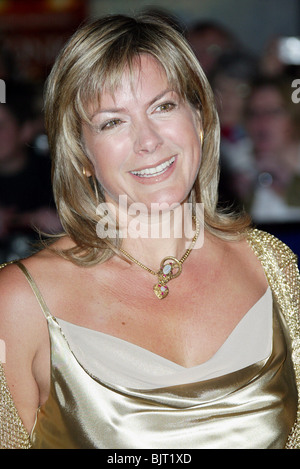 PENNY SMITH NATIONAL TELEVISION AWARDS 200 ROYAL ALBERT HALL LONDON ENGLAND 26. Oktober 2004 Stockfoto