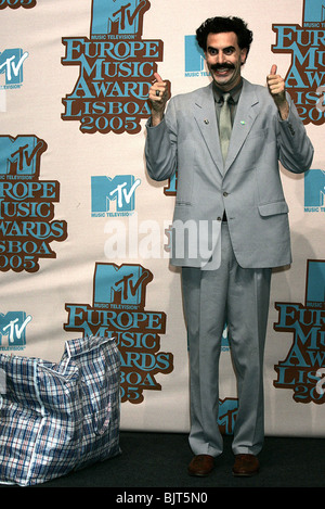 SACHA BARON COHEN & AKA ALI G MTV MUSIC AWARDS ATLANTIC Pavillon Lissabon PORTUGAL 3. November 2005 Stockfoto