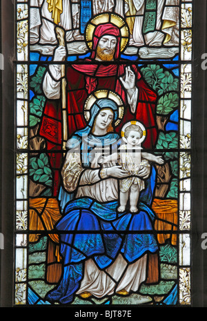 Ein Glasfenster von J Powell & Söhnen Darstellung der Geburt Christi, Str. Marys Kirche, South Walsham Norfolk Stockfoto