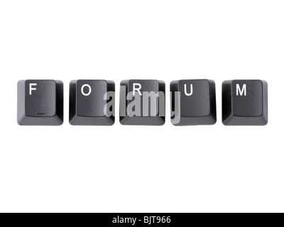 Schwarze Tastatur Tasten bilden FORUM Wort auf weißem Hintergrund Stockfoto