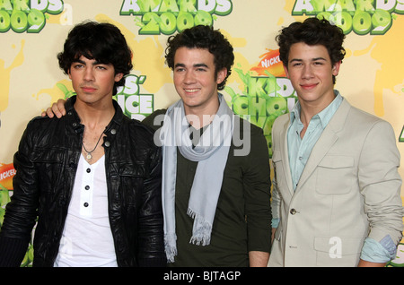 JONAS BROTHERS NICKELODEON KIDS CHOICE AWARDS 2009 WESTWOOD LOS ANGELES CA USA 28 März 2009 Stockfoto