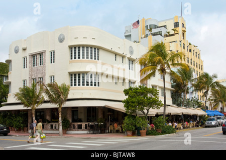 Gloria Estefan und Ehemann Emilio Estefan Jr. im Besitz Cardozo Hotel in South Beach, Miami, Florida, USA. Stockfoto