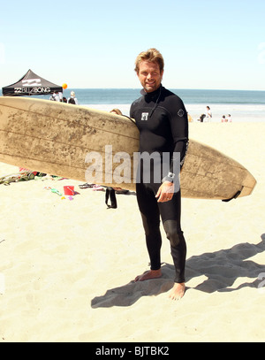 DAVID CHOKACHI Projekt speichern unsere SURF 1. jährliche SURFATHON CELEBRITY SURF CONTEST SANTA MONICA LOS ANGELES CA USA 05 April Stockfoto