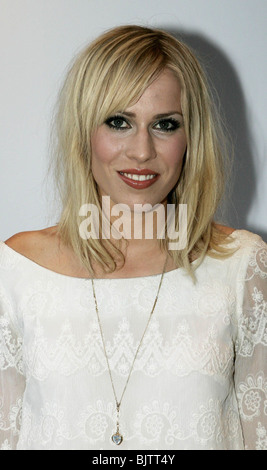 NATASHA BEDINGFIELD die 2007 BLACKBERRY Sommerfest der DACHGÄRTEN KENSINGTON LONDON ENGLAND 15. Mai 2007 Stockfoto