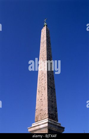 Italien, Rom, Piazza del Popolo, Obelisco Flaminio, ägyptischer Obelisk Stockfoto