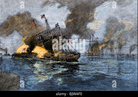 Farragut's Flaggschiff USS "Hartford" Kollision mit dem gepanzerten CSS 'Tennessee' Mobile Bay, 1864 zu sichern. Hand - farbige Holzschnitt Stockfoto