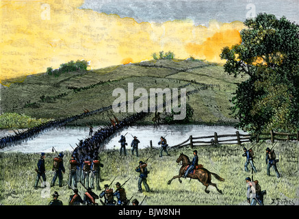 Die allgemeinen Doubleday division Kreuzung unter Burnside Bridge, Schlacht von Antietam, 1862. Hand - farbige Holzschnitt Stockfoto