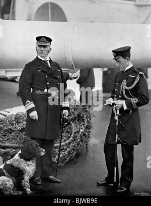 Konteradmiral Arthur Alington und seine Flagge Leutnant, William George Elmhirst Ruck-Keene, 1896 Künstler: Gregory & Co. Stockfoto