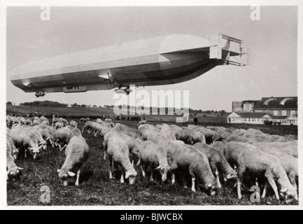 Zeppelin LZ 8 "Deutschland II", Schwaben, Deutschland, 1911 (1933). Artist: Unbekannt Stockfoto