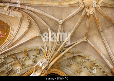 Innenraum der St.-Veits-Kathedrale Hradschin Burg Tschechische Republik Prag Stockfoto