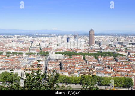 Blick auf Lyon und roten Ziegeldächer (Frankreich) Stockfoto