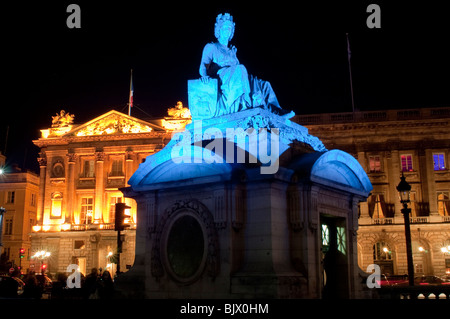 Paris, Frankreich, öffentliche Veranstaltungen, Nuit Blanche, Light Artist Installation an der Fassade Place de la Concorde, Public Art France Lichtinstallation Stockfoto