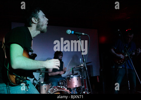 Mako Sica führt an den Bischof. 31. März 2010. Przemyslaw Krzysztof Drazek spielt Pharoah Gitarre und Coronet Brent Fuscaldo Stockfoto