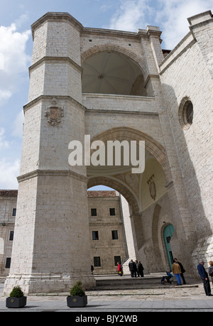 Klosterkirche San Benito el Real, Benediktinerorden, gotischen Stil in der Stadt Valladolid, Kastilien und Leon, Spanien Stockfoto