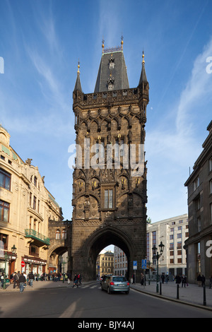 Pulver Turm, Platz der Republik, Prag, Tschechische Republik Stockfoto