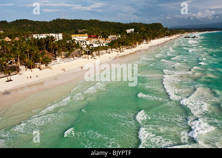 Luftbild der Küste von Boracay Inseln in Zentral-Philippinen Stockfoto