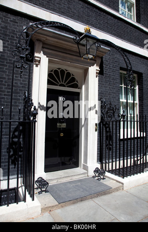 Haustür auf Nummer 10 Downing Street Stockfoto