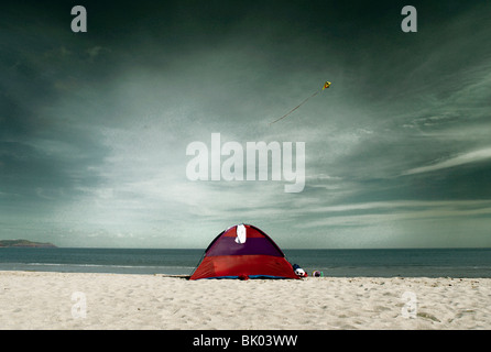 Zelt am Strand Stockfoto