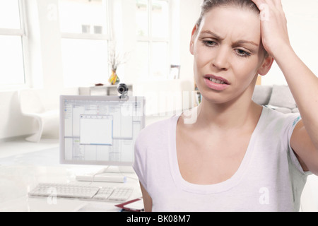 Frau im home-office Stockfoto