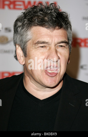 RICHARD LONCRAINE FIREWALL Welt PREMIERE CHINESE THEATRE HOLLYWOOD LOS ANGELES USA 2. Februar 2006 Stockfoto