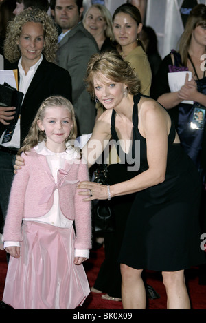 MARLENE LAWSTON & JODIE FOSTER FLIGHTPLAN FILM PREMIERE EL CAPITAN THEATRE HOLLYWOOD LOS ANGELES USA 19. September 2005 Stockfoto